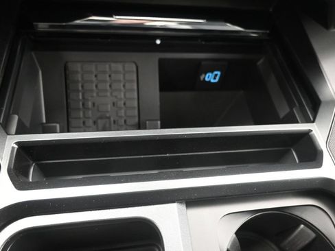 New 2026 Ford F250 Lariat w/ Black Appearance Package AWD/4WD image 30