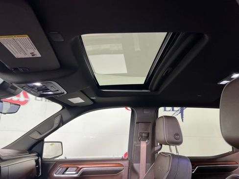 Used 2023 GMC Sierra 1500 Denali w/ Denali Reserve Package image 23