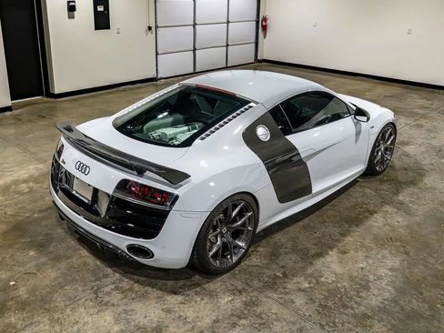 Used 2012 Audi R8 V10 image 21