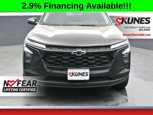 New 2026 Chevrolet Trax LT w/ Driver Confidence Package FWD image 3