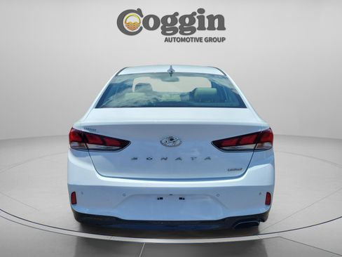 Used 2018 Hyundai Sonata Limited w/ Limited Ultimate Package 03 FWD image 4