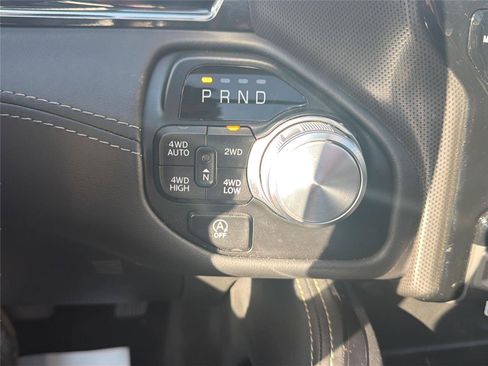 Used 2024 RAM 1500 Limited AWD/4WD image 20