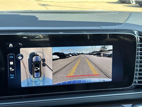 New 2026 Mercedes-Benz GLS 450 4MATIC image 23