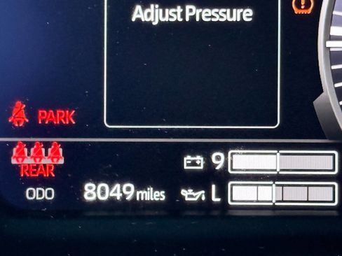 Used 2025 Toyota Tundra Platinum image 19