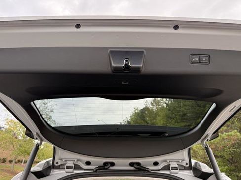 New 2026 Hyundai Ioniq 9 Calligraphy image 32