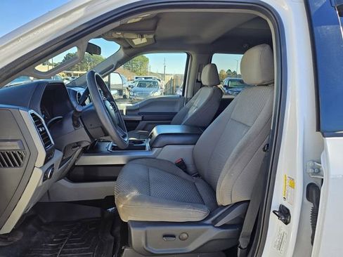 Used 2022 Ford F250 XLT w/ XLT Premium Package image 12