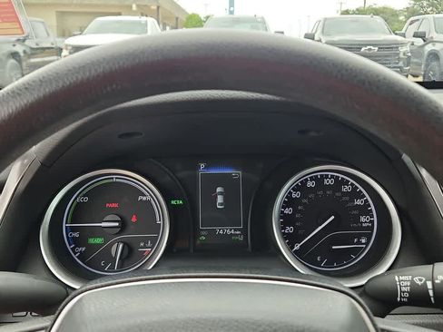 Used 2022 Toyota Camry LE FWD image 22