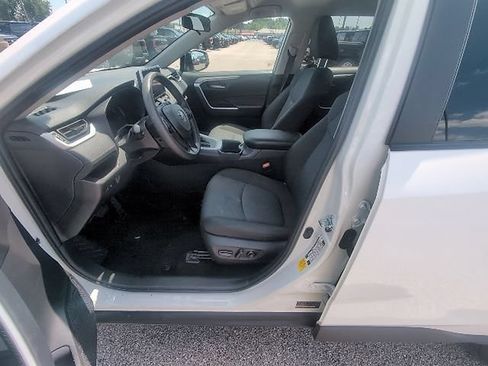 Certified 2025 Toyota RAV4 XLE FWD image 12
