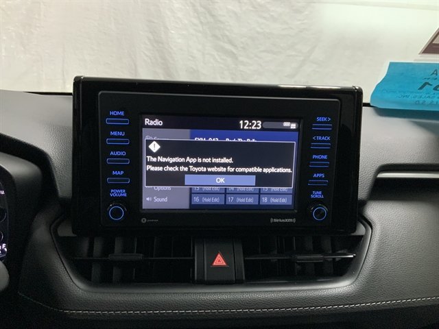 Used 2021 Toyota RAV4 LE AWD/4WD image 27