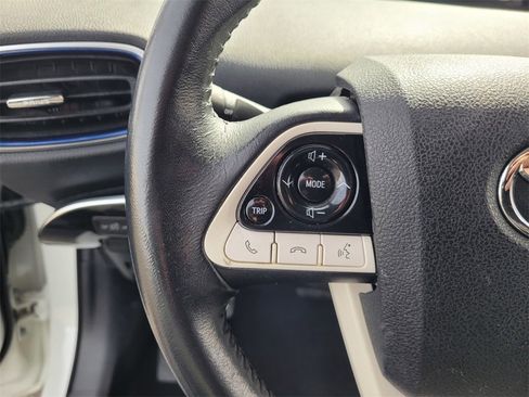 Used 2018 Toyota Prius Four Touring w/ Appearance Package image 22