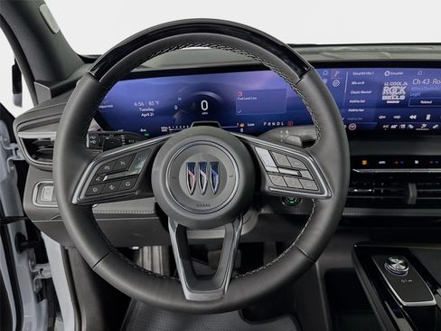New 2026 Buick Enclave Avenir FWD image 12