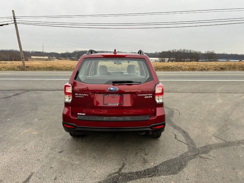 Used 2017 Subaru Forester 2.5i w/ Alloy Wheel Package image 9