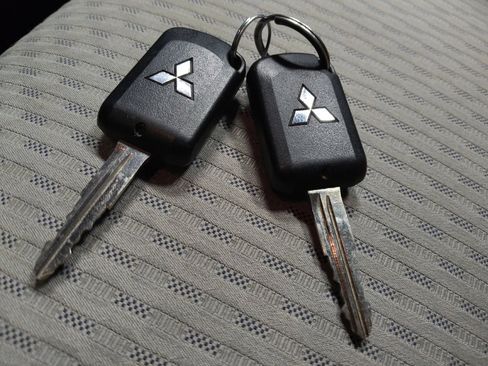 Used 2017 Mitsubishi Outlander Sport LE image 32