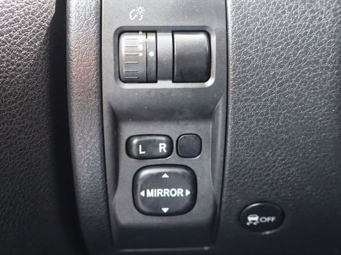 Used 2010 Subaru Forester 2.5X Premium image 29