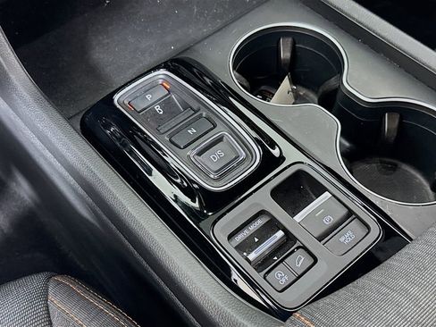 Used 2023 Honda Pilot Sport image 16