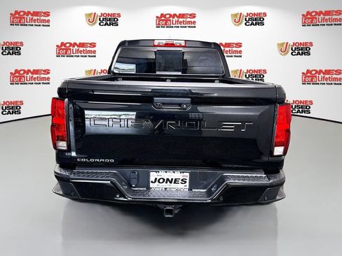 Used 2024 Chevrolet Colorado Trail Boss w/ Technology Package AWD/4WD image 14