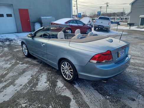 Used 2009 Volvo C70 T5 image 5
