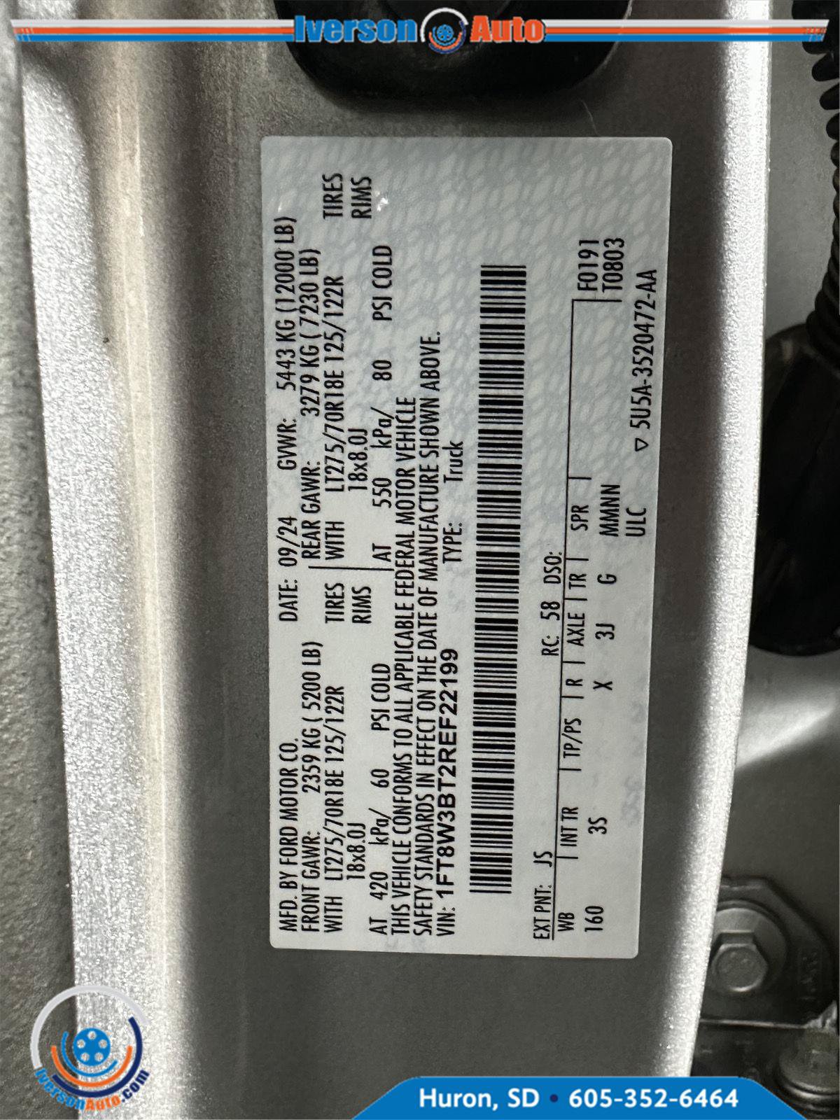 Used 2024 Ford F350 XLT w/ XLT Premium Package AWD/4WD image 12