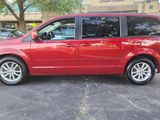 Used 2014 Dodge Grand Caravan SXT image 3