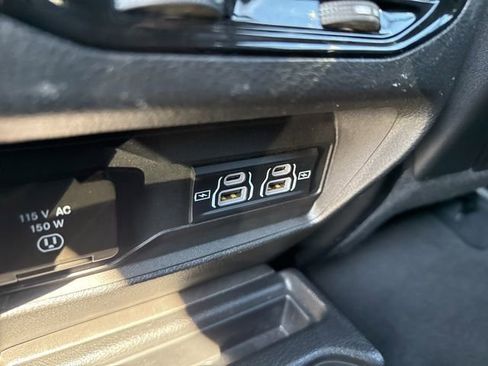 Used 2023 Jeep Grand Cherokee L Laredo AWD/4WD image 21