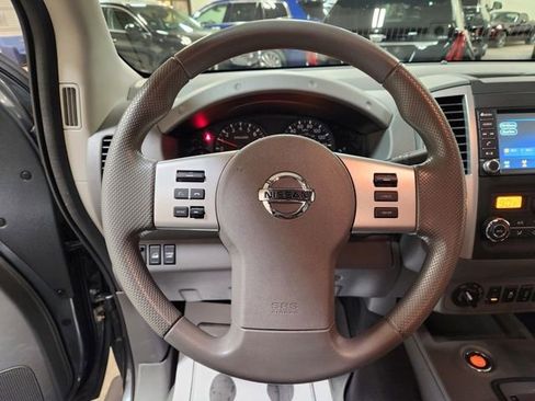 Used 2020 Nissan Frontier SV w/ Midnight Edition Floor Mats image 20
