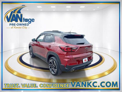 Certified 2025 Chevrolet TrailBlazer RS w/ Convenience Package AWD/4WD image 9