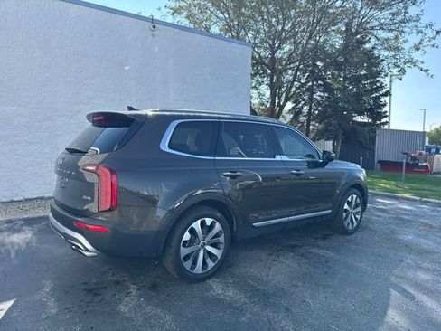 Used 2020 Kia Telluride S w/ S 8 Passenger Seating Package FWD image 5