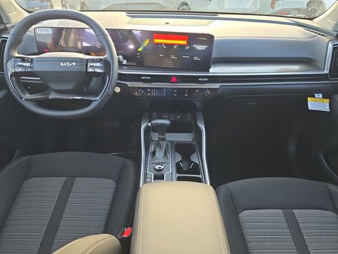 New 2026 Kia Sorento LX image 12