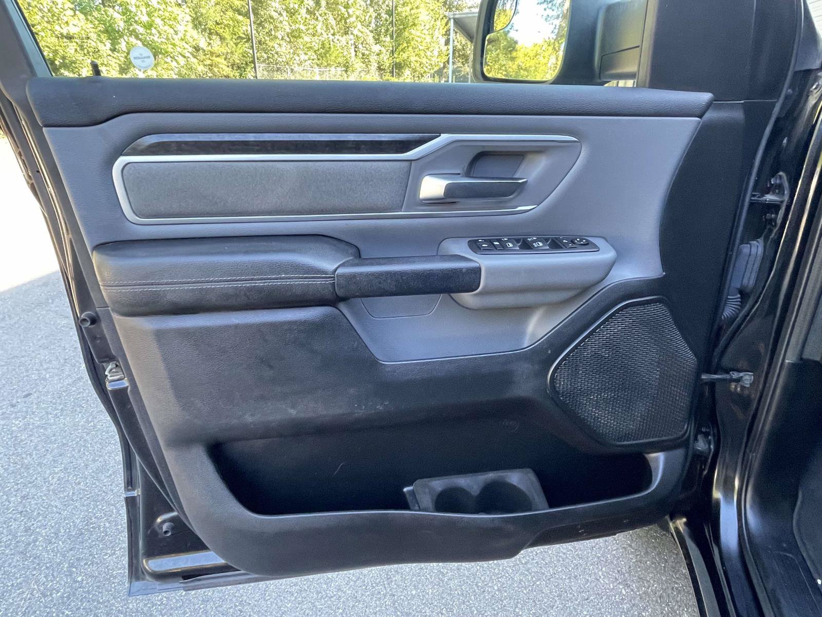 Used 2020 RAM 1500 Big Horn AWD/4WD image 18