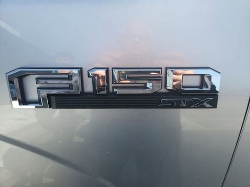 Used 2019 Ford F150 XL w/ Equipment Group 101A Mid image 4