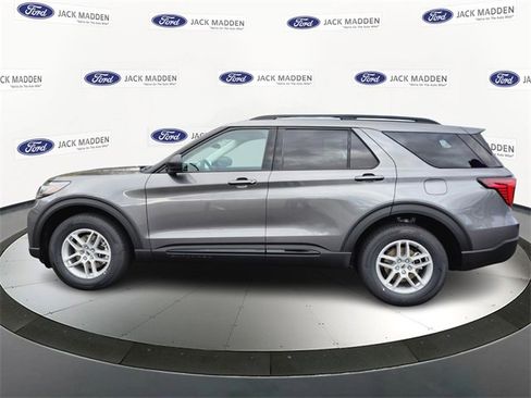 New 2026 Ford Explorer Active image 2