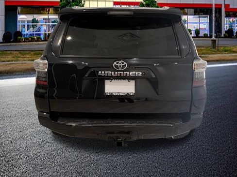 Used 2014 Toyota 4Runner SR5 Premium RWD image 6