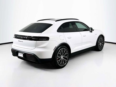 Certified 2025 Porsche Macan 4S Electric image 9