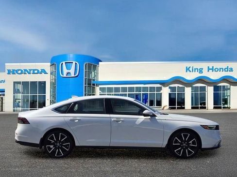 New 2026 Honda Accord Touring image 6