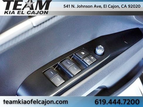 Used 2025 Toyota Camry SE w/ Convenience Package FWD image 23