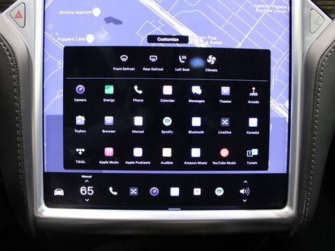 Used 2015 Tesla Model S 70 image 16