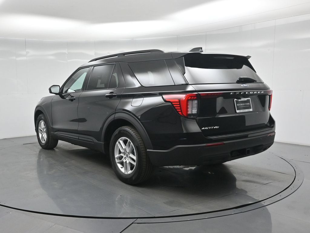 New 2026 Ford Explorer Active RWD image 27