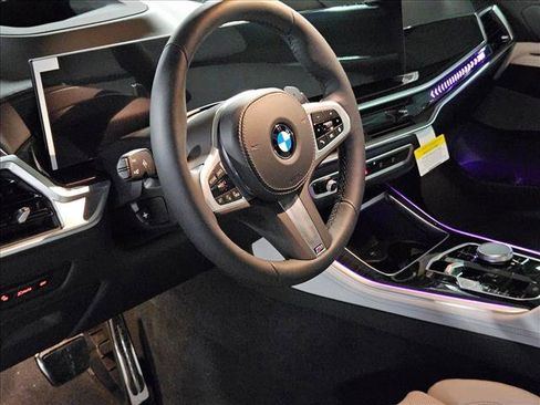 New 2026 BMW X5 sDrive40i w/ M Sport Package image 3