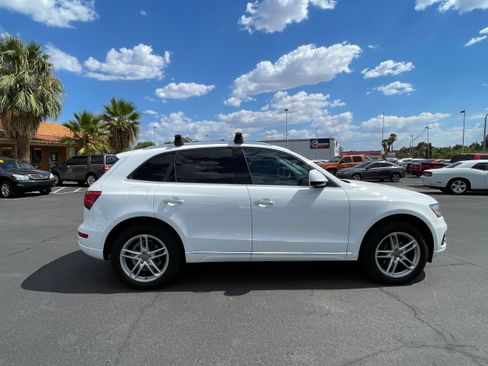 Used 2016 Audi Q5 2.0T Premium Plus w/ Technology Package image 6