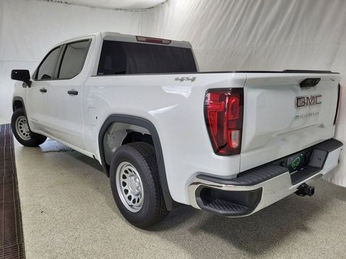 Used 2024 GMC Sierra 1500 Pro w/ Pro Value Package image 9