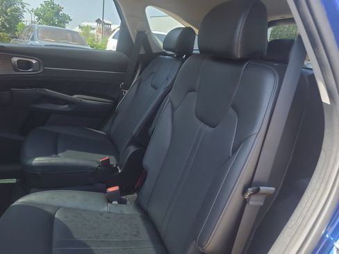 Used 2022 Kia Sorento SX AWD/4WD image 10