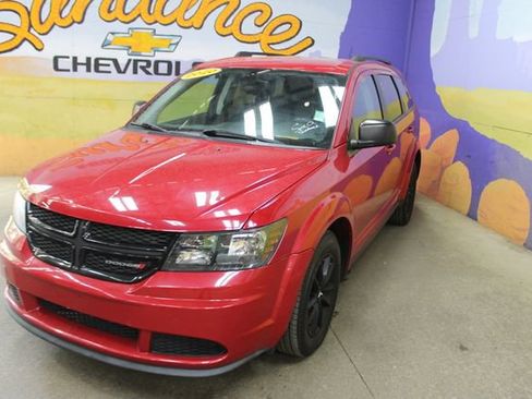 Used 2020 Dodge Journey SE w/ SE Popular Equipment Group FWD image 7