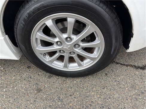 Used 2012 Mitsubishi Lancer ES image 9