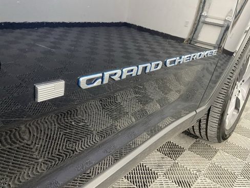 Used 2023 Jeep Grand Cherokee 4WD 4xe image 27