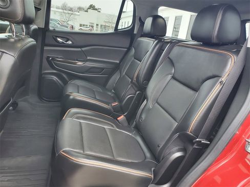 Used 2023 GMC Acadia AT4 w/ Technology Package image 31