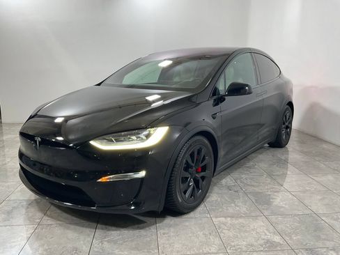 Used 2023 Tesla Model X Plaid AWD/4WD image 3