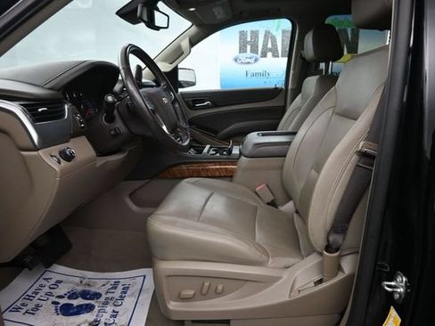 Used 2020 Chevrolet Tahoe Premier RWD image 14