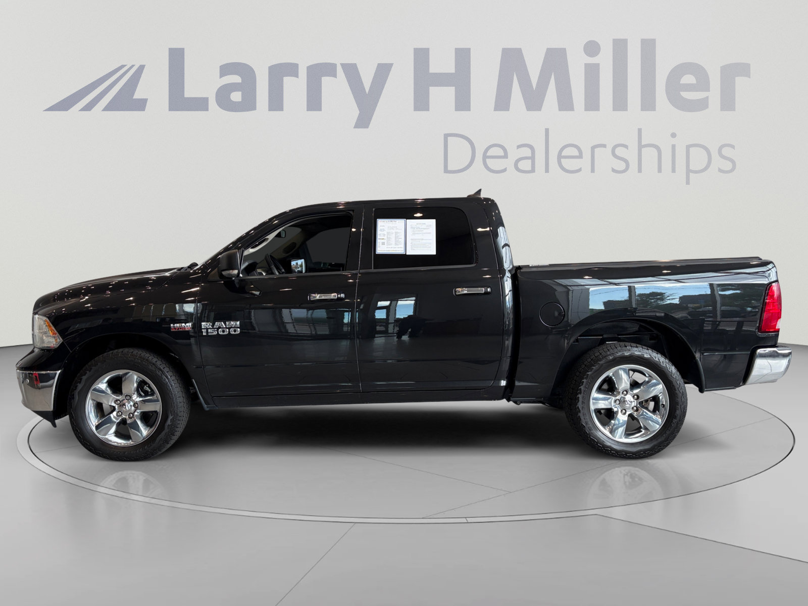 Used 2015 RAM 1500 Big Horn AWD/4WD image 2