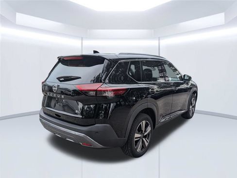 Used 2023 Nissan Rogue SL FWD image 6
