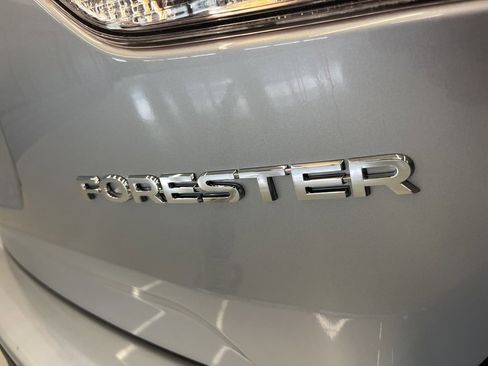 Used 2024 Subaru Forester Limited image 35